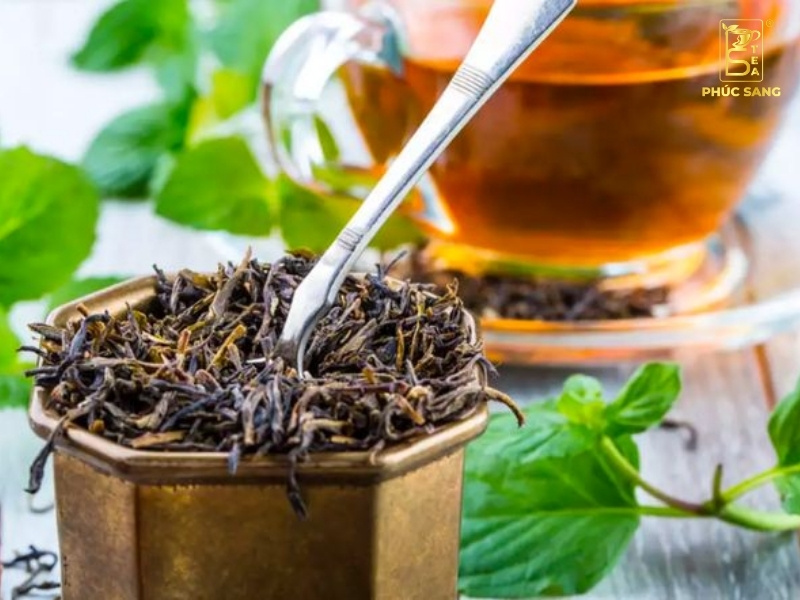 Trà đen Assam đậm vị, hậu ngọt, phù hợp pha trà sữa và trà trái cây. Trà đen Assam đậm vị, hậu ngọt, phù hợp pha trà sữa và trà trái cây.