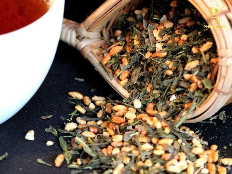 Bí quyết nhận biết trà gạo rang thật và giả