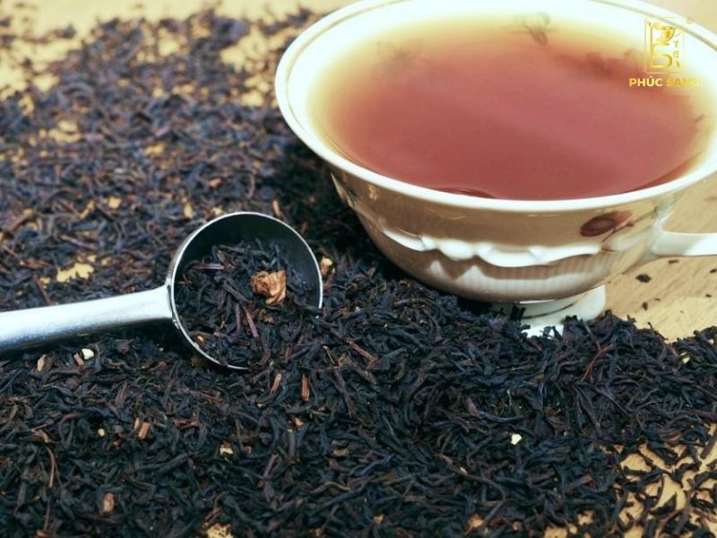 Trà đen Ceylon màu nước và hương vị đặc trưng