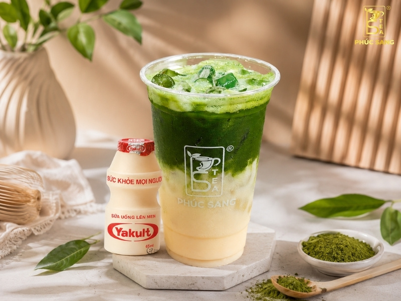 Bí quyết pha matcha latte yakult ngon và đẹp mắt Bí quyết pha matcha latte yakult ngon và đẹp mắt